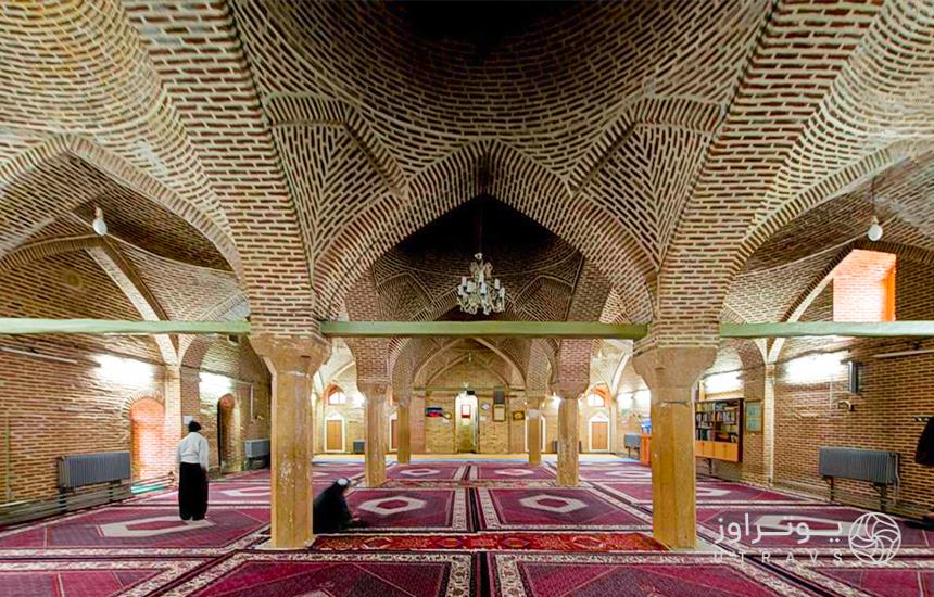 inside Mahabad Central Mosque